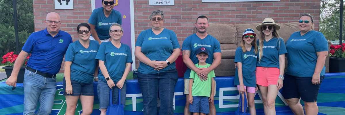 Why Choosing a Community Bank Is the Smart Choice